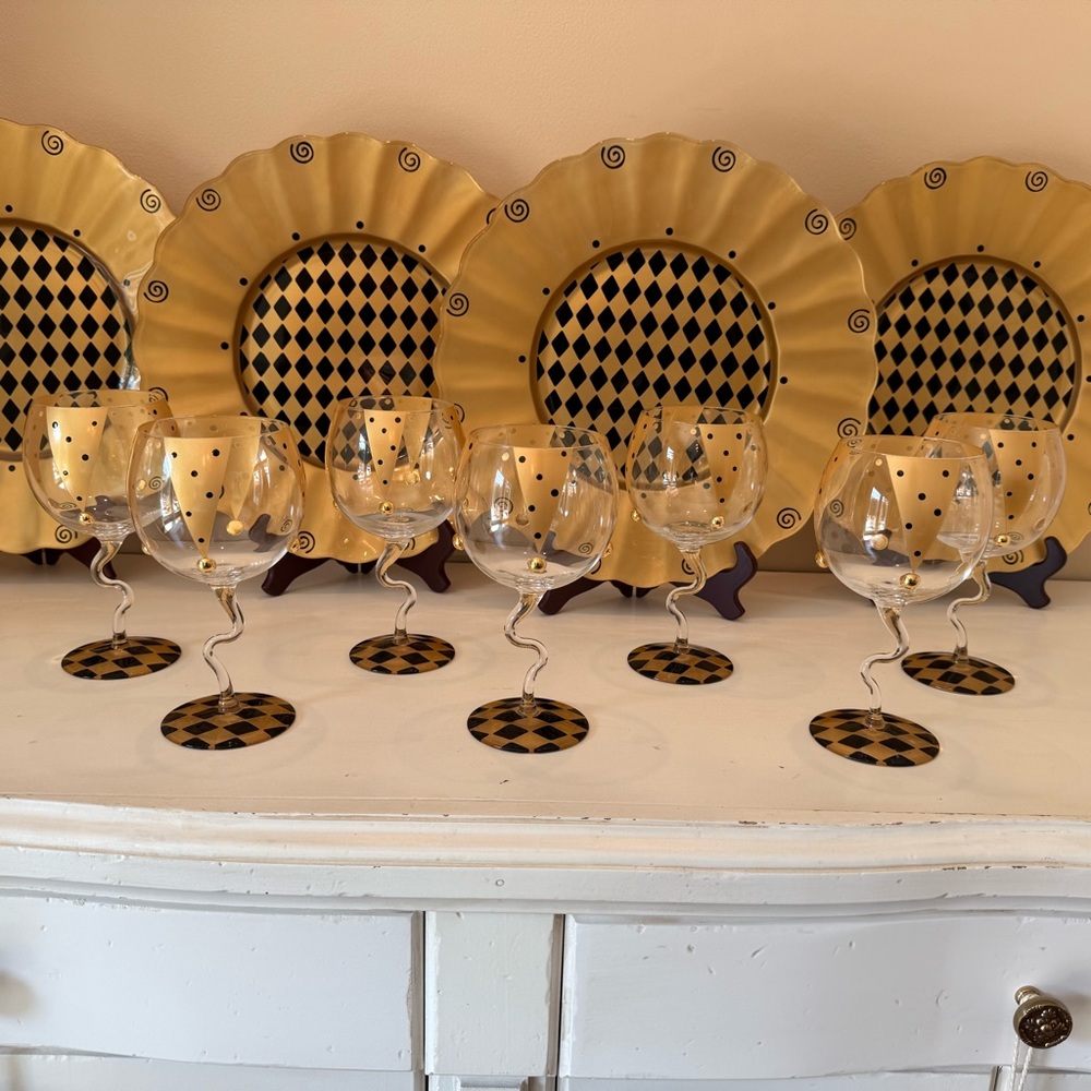 Vintage Art Deco Black Gold Harlequin Red Wine Glasses Twisted Stem Hand Painted